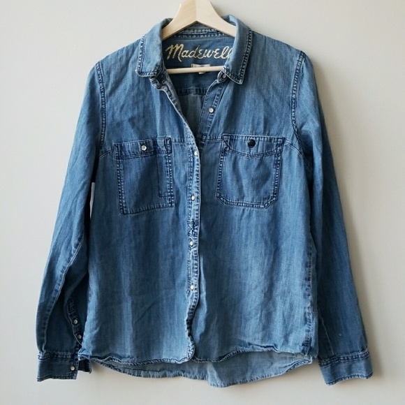 Madewell Tops - Madewell Denim Boyshirt in Campground Wash